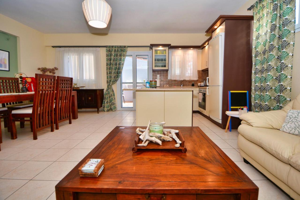 Tzofa'S Apartment แอร์มิโอนี ภายนอก รูปภาพ