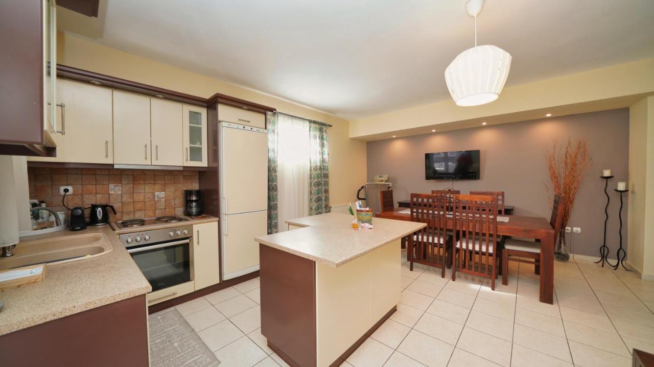 Tzofa'S Apartment แอร์มิโอนี ภายนอก รูปภาพ