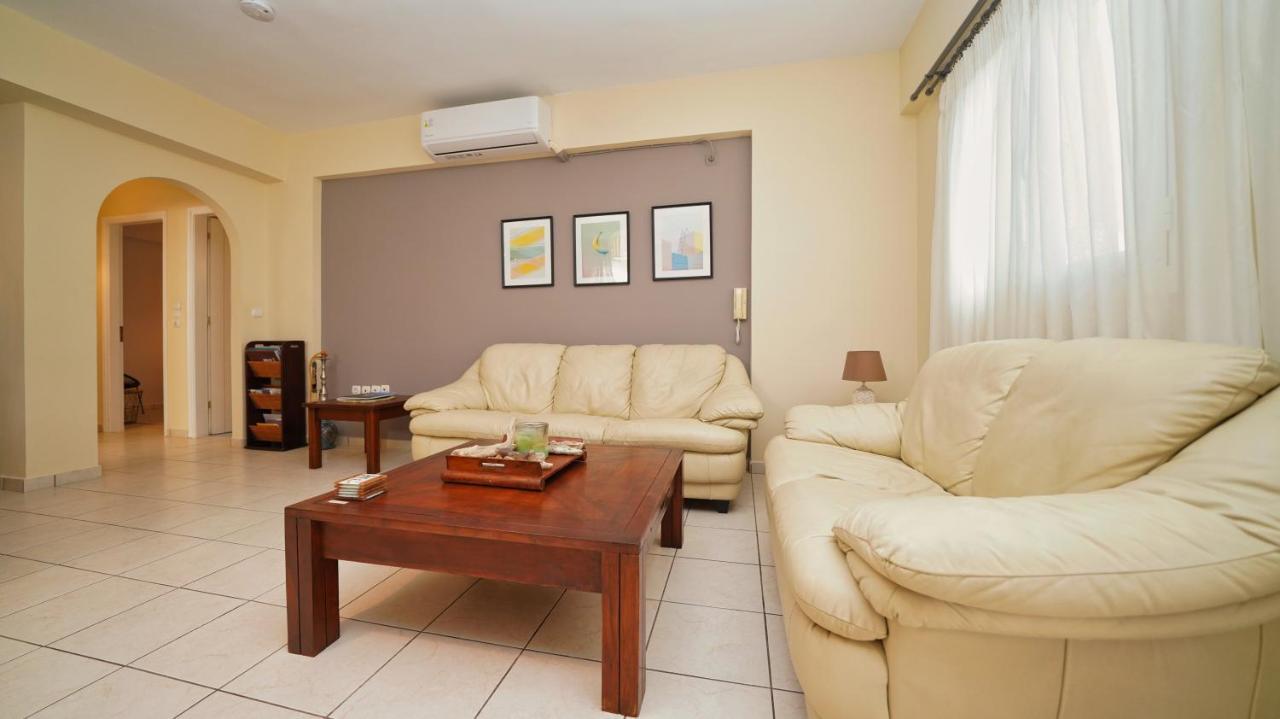 Tzofa'S Apartment แอร์มิโอนี ภายนอก รูปภาพ