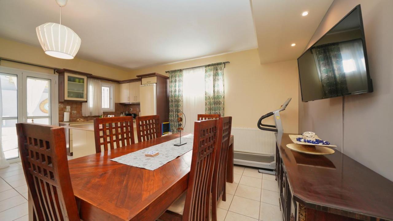 Tzofa'S Apartment แอร์มิโอนี ภายนอก รูปภาพ