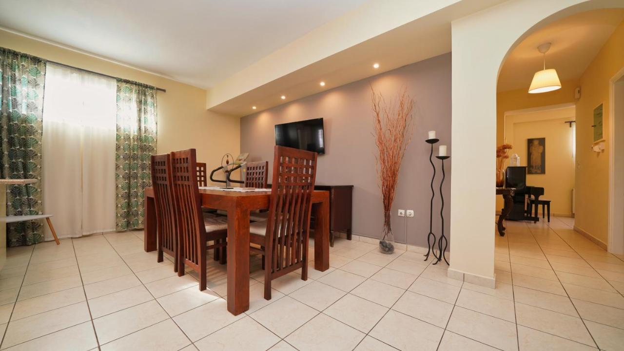 Tzofa'S Apartment แอร์มิโอนี ภายนอก รูปภาพ